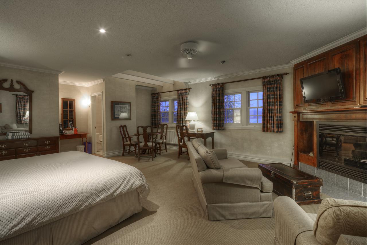Sir Sam'S Inn & Spa (Adults Only) Haliburton Exteriör bild